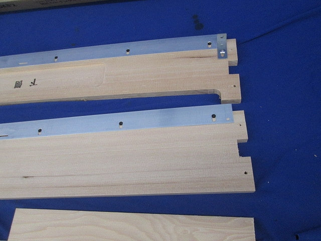 ルームエアコン用据付枠 CZ-BKF2