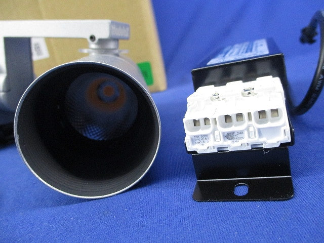 LEDスポットライト MMP-060S/3H/S/FS/M/10A30/T1/1