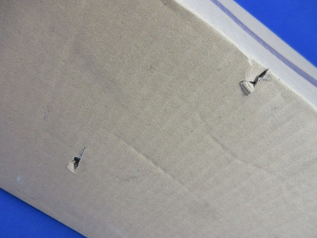 舞台演出用フロアコンセント C型20A×3コ口(オフホワイト)(新品未開梱) NK39362K