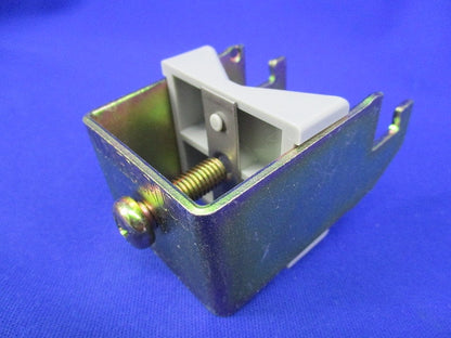 ケーブラー チャンネル用ケーブル支持金具1段用(3個入) K45-1A