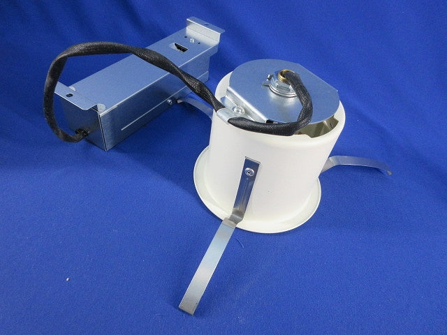 LEDユニバーサルダウンライトφ100(電球色)(キズ有) XD258733