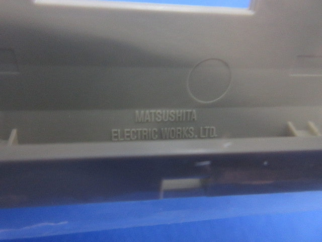 コンセントプレート3コ用(10枚入)(利休色) National WTF7073