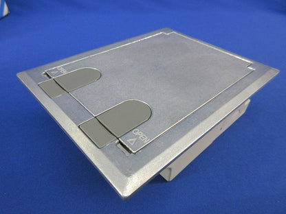 インナーコンセント・ミニダブル(アルミ製) CAT5E×2 NR331917