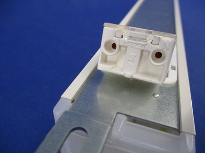 LEDベーシックライン照明 間接照明(電球色)(キズ・汚れ有) LGB50043LB1