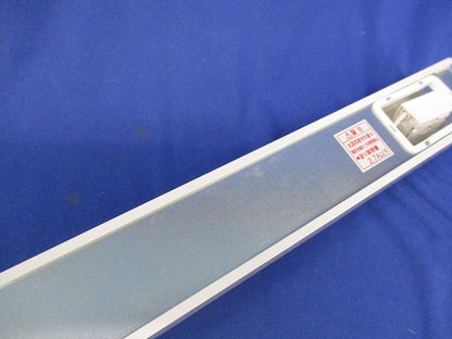 LEDベーシックライン照明 間接照明(電球色)(キズ・汚れ有) LGB50043LB1