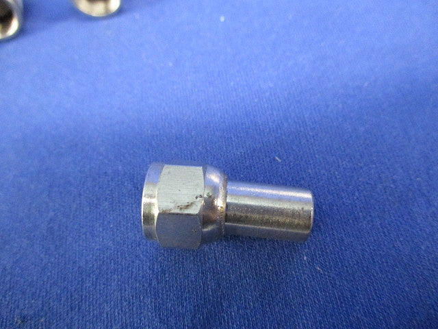 ダミー抵抗器(8個入)(キズ・汚れ有) 型番不明
