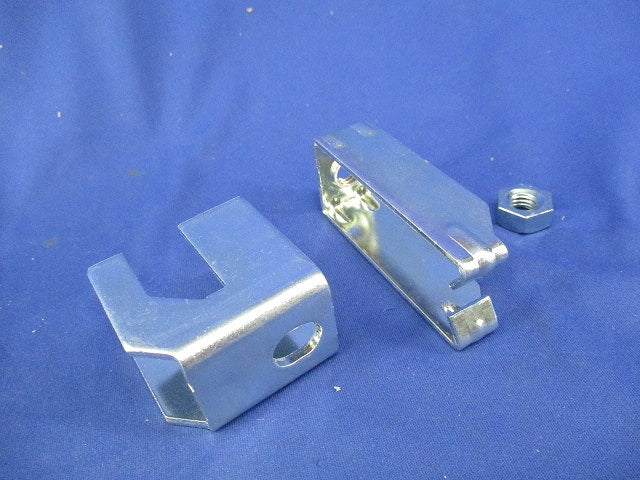 吊り金具用補強金具(3個入)(キズ有) HBURHZ