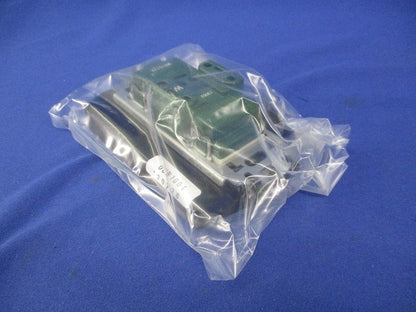 電線管工事用インナーコンセント角1型器具ブロック DUN1001