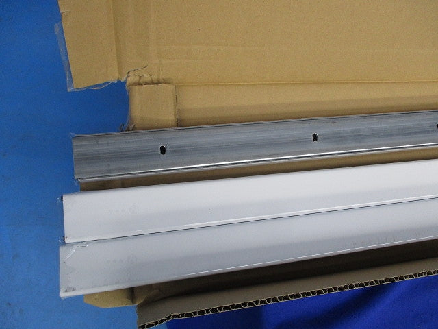 メタルモールB型本体1.8m(3本入)ホワイト S2182