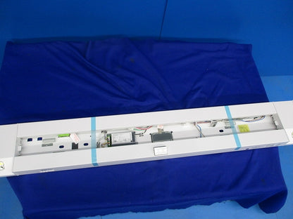 LED非常用照明器具(本体のみ)17年製(未使用品) NNLF40135J