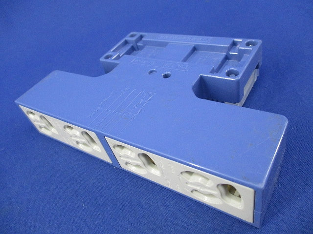 アクセスフロア用コンセント4コ口(テプラ痕有) ME8611