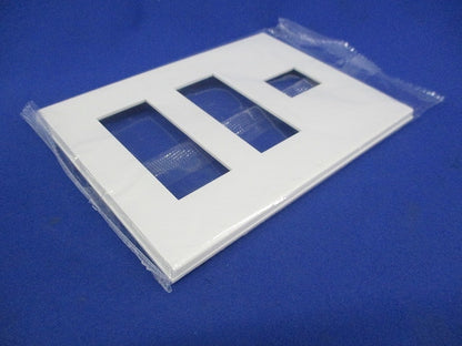 コンセントプレート(6個入)ピュアホワイト QWD-133