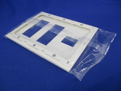 コンセントプレート(6個入)ピュアホワイト QWD-133