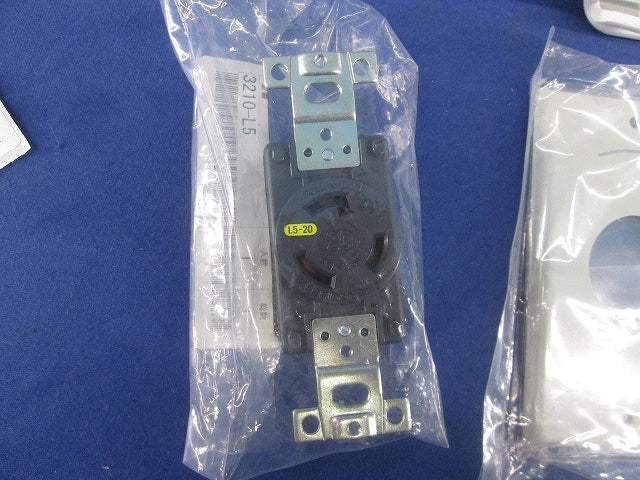 引掛形 埋込コンセント・プレートセット(混在3個入) 3210-L5他