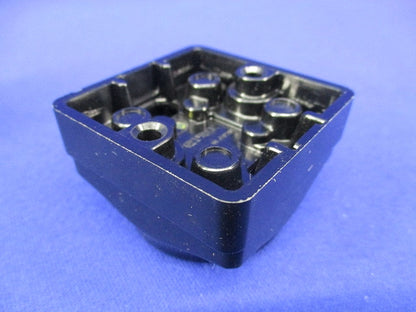 引掛露出コンセント(5個入)(汚れ有)National WK2215