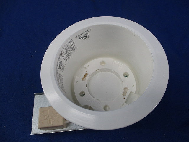 LEDダウンライトφ100(ランプ別売)(キズ有) LEDD85032(W)