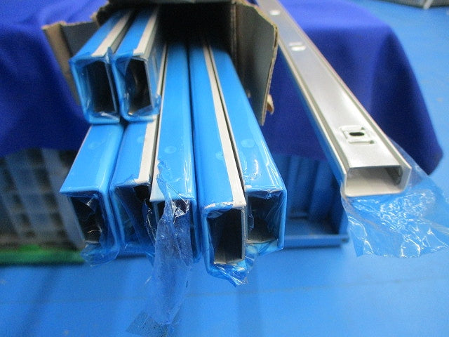 メタルモールA型本体2m(8本入)(ホワイト) DZA102KW