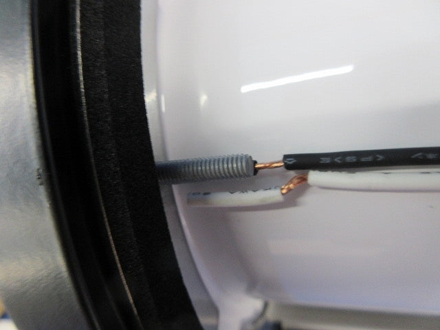 LED非常用照明器具(24年製)(枠黒塗装)(撮影のため開梱) NNFBH93716C