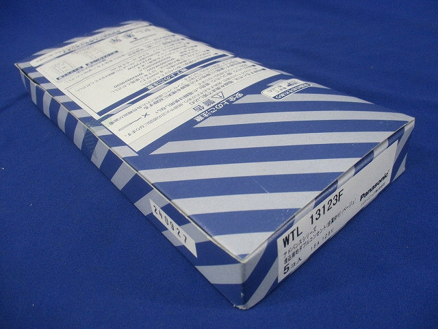 アドバンスシリーズ 埋込接地ダブルコンセント 5個入 WTL13123F-05