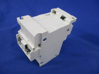 サーキットプロテクタ 2P2E20A(キズ・汚れ有) CP30-BA