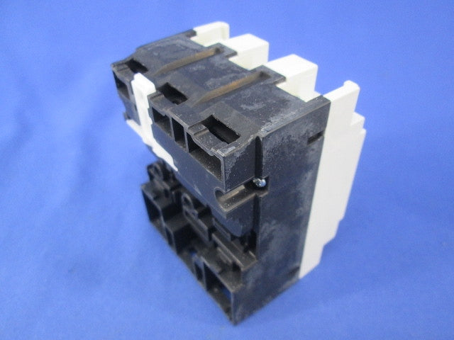 漏電遮断器3P30A(ジャンク品) NV50-KC