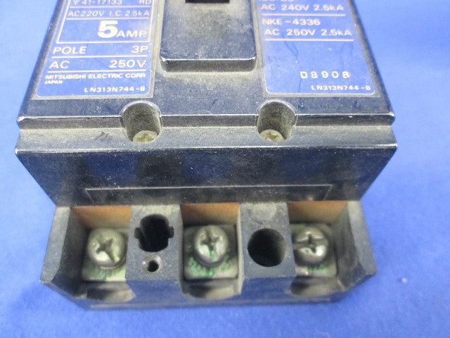ノーヒューズブレーカ3P5A(ジャンク品) NF30-CB