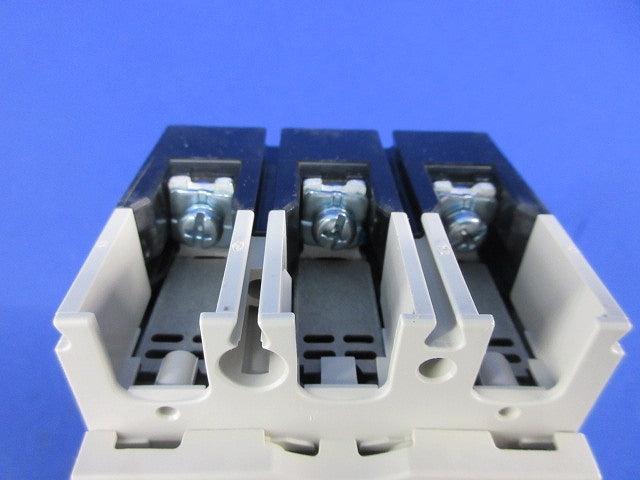 ノーヒュズスイッチ3P50A DSN63-CV