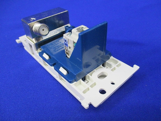 埋込マルチメディアコンセント(ホワイト) WTF1682W