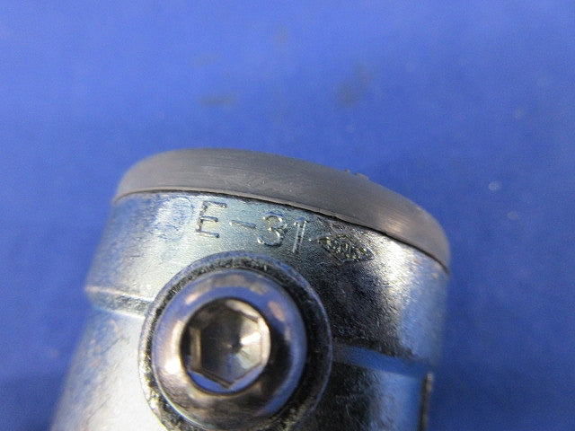 ねじなし防水型コネクターE-31(8個入)(キズ・汚れ有) 型番不明