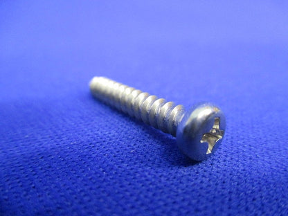 ナベタッピング4×25(ステンレス)(100本入) 型番不明