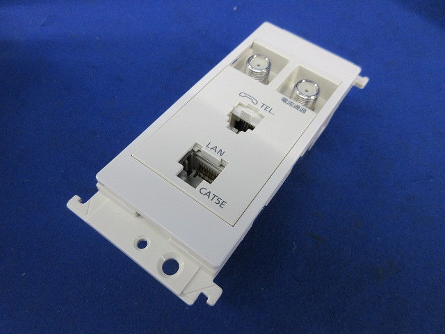 埋込マルチメディアコンセント(ホワイト) WTF1682W