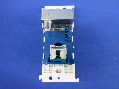 埋込マルチメディアコンセント(ホワイト) WTF1682W