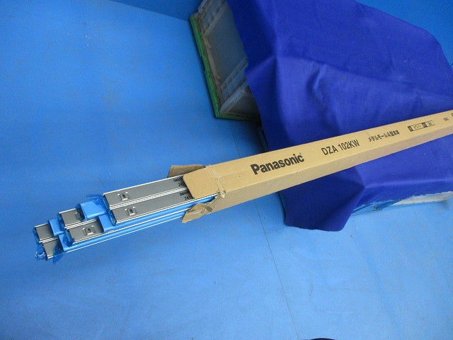 メタルモール本体A型2m(10本入)(ホワイト) DZA102KW