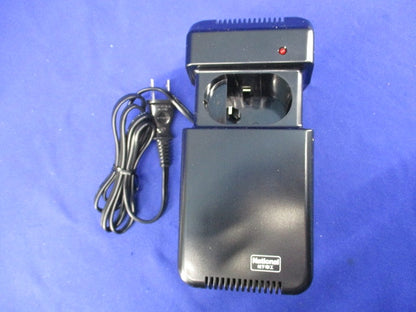 充電用アダプタ National RC4-4