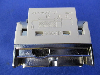 埋込ホーム用高シールドテレビコンセント WCS4712