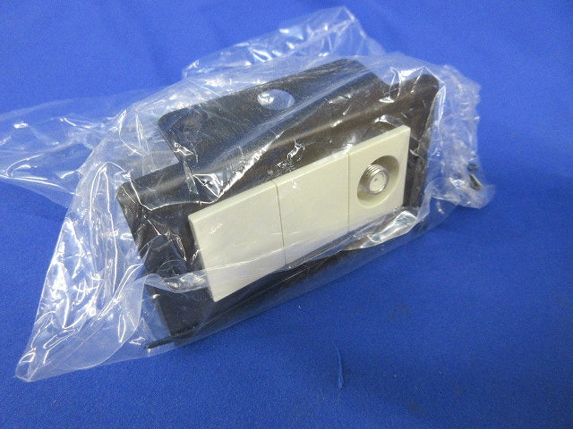 ビルトインタイプインナーコンセント器具ブロック National NE30032K