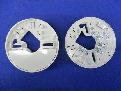 感知器用露出型ベース 移報接点付(9個入) YBO-R/1PAH