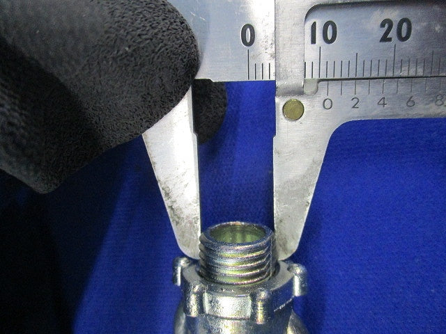 蛍光灯用吊かん オンカン 4分(98個入) 型番不明