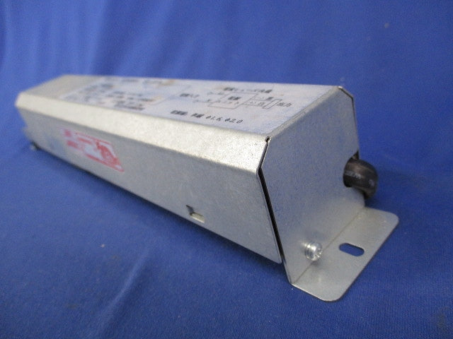 直流電源装置(キズ・汚れ有) RX-137N
