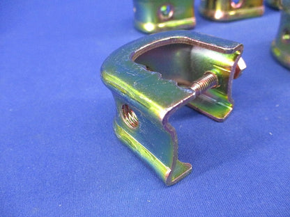 吊りボルト支持金具(10個入)(キズ有) PH1WT-W3