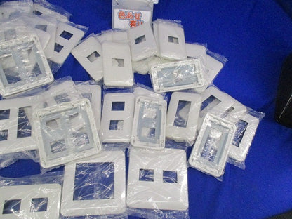 簡易耐火コンセントプレートセット(新品未開封)(混在50枚以上入)(ホワイト)色褪せ有 WTF7708他
