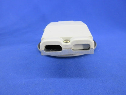 フラットコンセント(キズ・汚れ有)National DU6163L