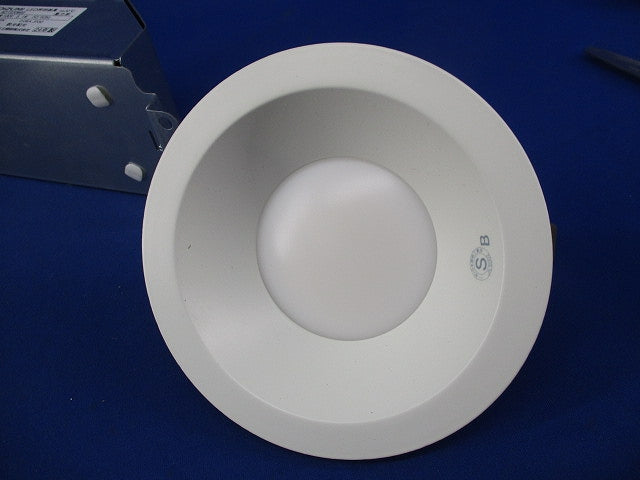 LEDダウンライトφ100(電球色/昼白色)(キズ有) AD7320W99