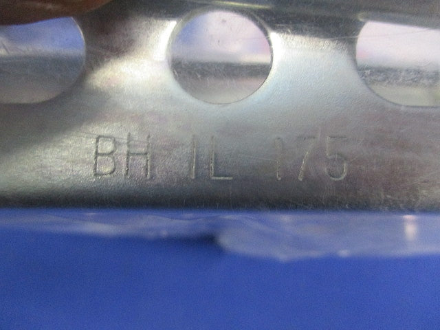 吊り金具(2個入)(新品未開封) BHIL175
