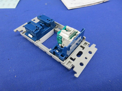 埋込(マルチメディア)コンセント(CATE5E･6極2心)(5個入)ホワイト WTF16216