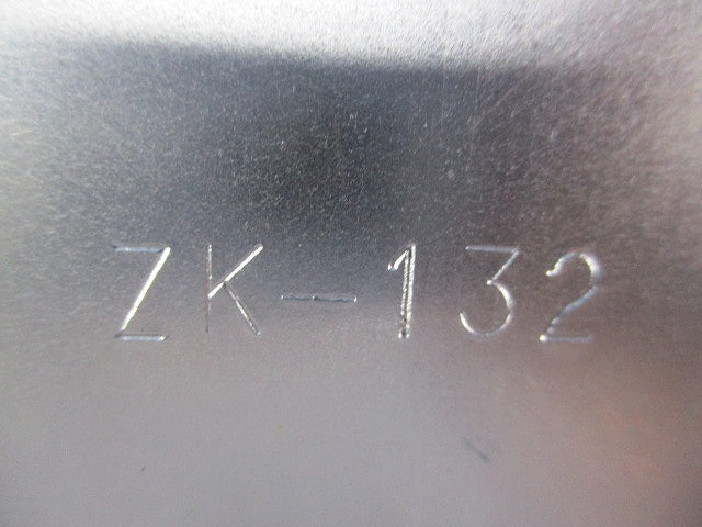 スイッチ取付台2個用(8個入)(キズ・汚れ有) ZK-132