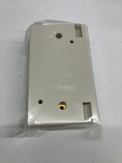 露出形ボックス ミルキーホワイト YS-11A
