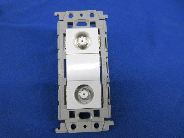 4K8K 双方向/片方向切換スイッチ付 直列ユニット(キズ・汚れ有) WSUE77