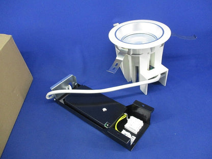 LEDダウンライトφ150(昼白色)(キズ有) LEDD-75011FN-LD9