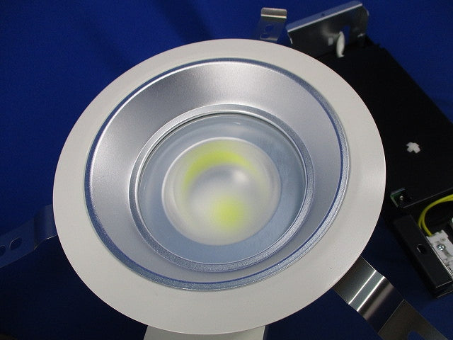 LEDダウンライトφ150(昼白色)(キズ有) LEDD-75011FN-LD9
